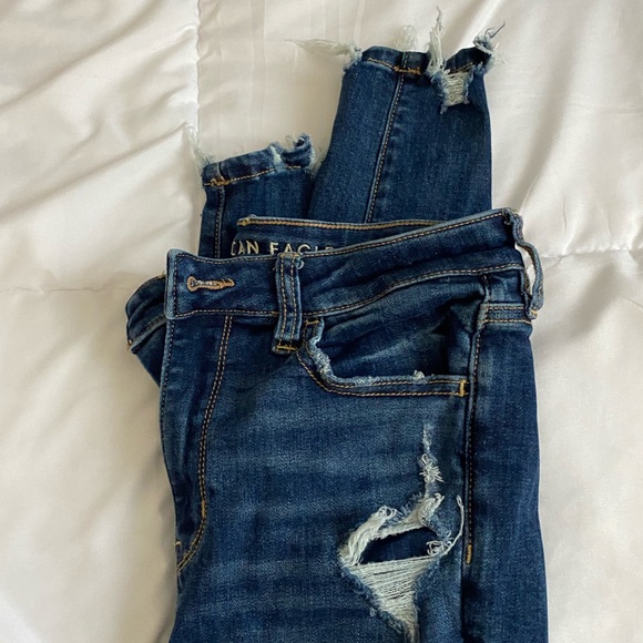 American Eagle Jeans - Picture 2 of 5